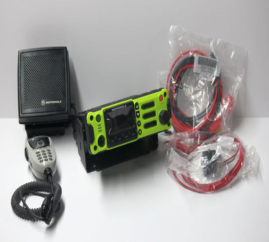MOTOROLA APX4500 700/800  MHZ DIGITAL MOBILE RADIO P25 I AND II TDMA AES GREEN